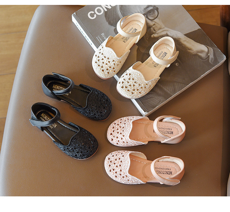 Sandale pentru copii cu petice și talpă plată pentru fete