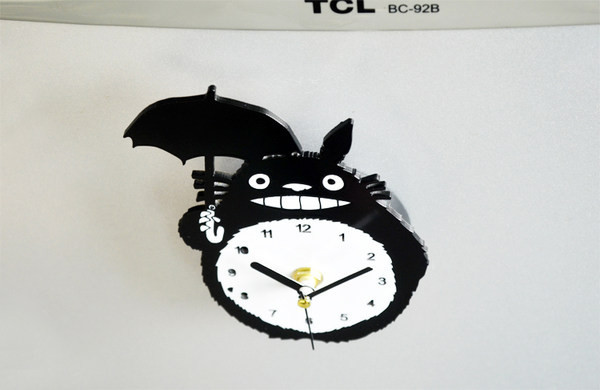 Ceas mic decorativ potrivit pentru frigider cu carlig magnetic