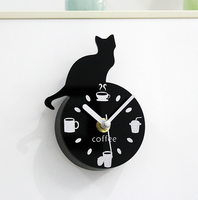 Декоративен малък часовник с магнитно закачане и котка с надпис Coffee