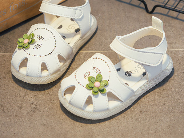 Dječje kožne sandale sa naljepnicama i 3D cvijetom