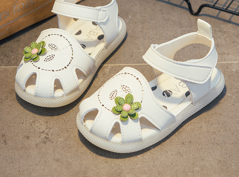 Dječje kožne sandale sa naljepnicama i 3D cvijetom