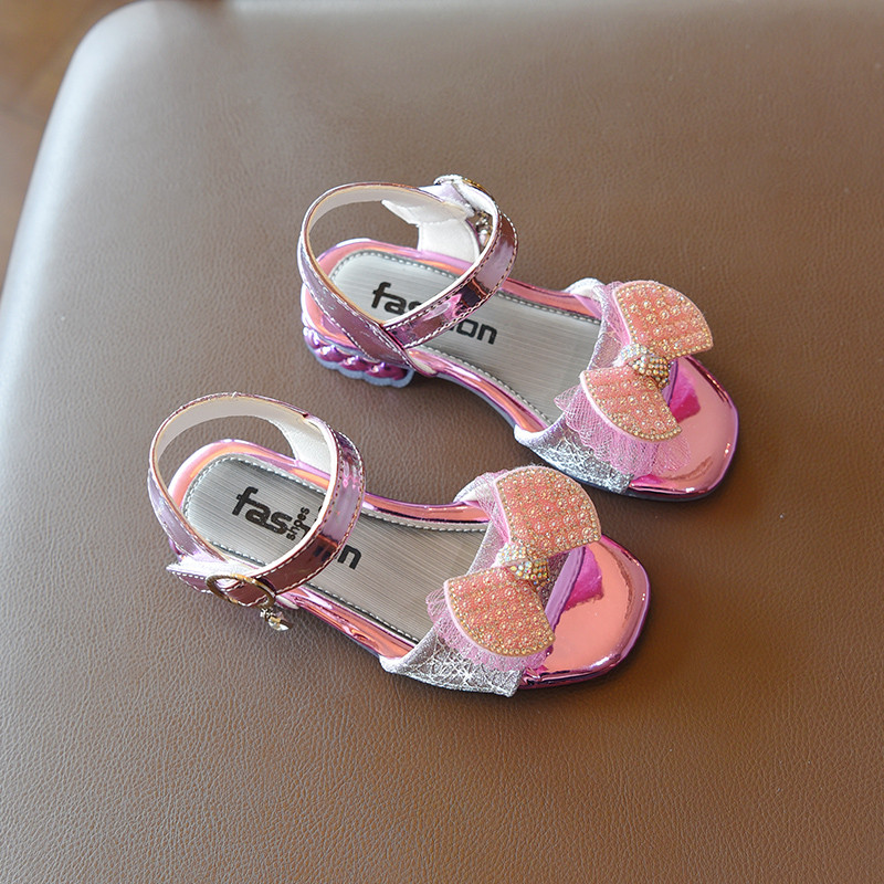 Sandale moderne pentru copii cu panglica si pietre