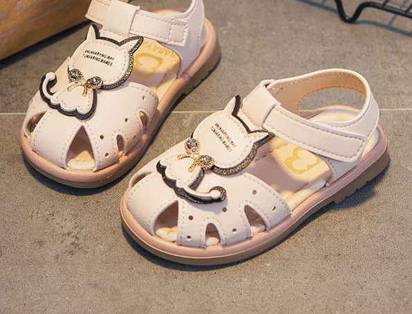 Sandale din piele pentru copii cu element 3D si autocolante