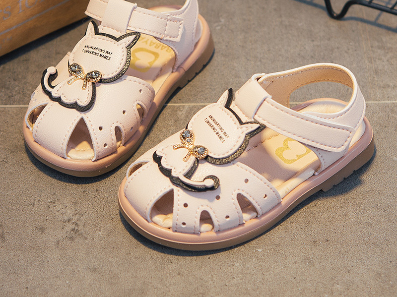 Sandale din piele pentru copii cu element 3D si autocolante