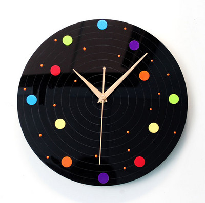 Διακοσμητικό στρογγυλό ρολόι με χρωματιστά στοιχεία