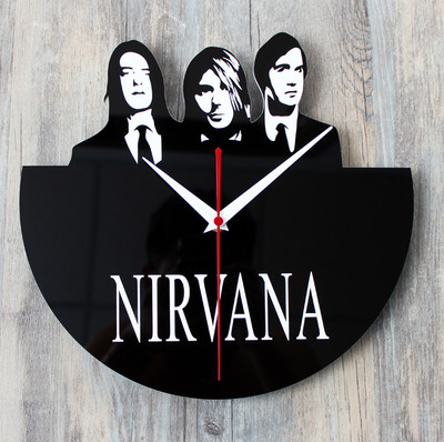 Ceas decorativ modern din vinil cu inscripția Nirvana
