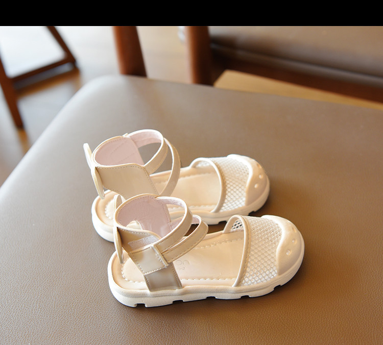 Sandale copii din piele cu plasture și element 3D