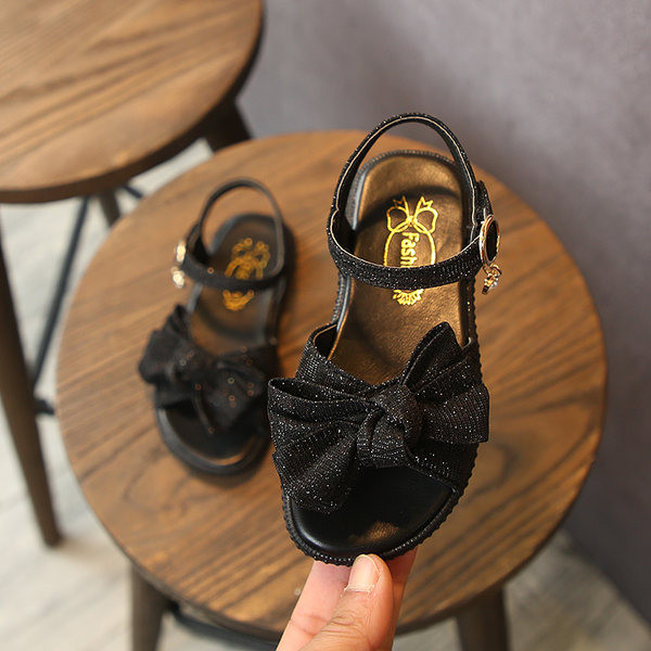 Sandale stralucitoare pentru copii cu catarama si panglica
