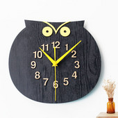 Ceas modern de perete în formă de bufniță