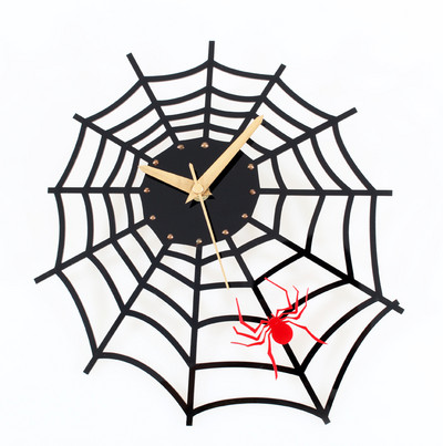 Актуален декоративен часовник с паяк и паяжина