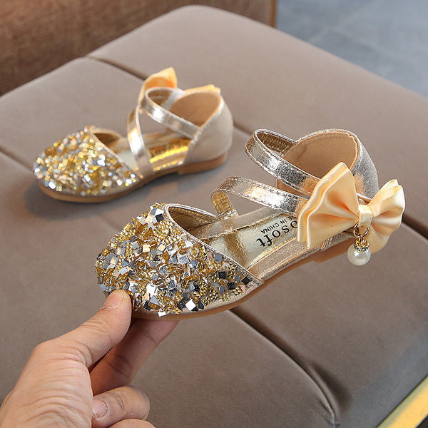 Παιδικά σανδάλια με κορδέλα και επίπεδη σόλα