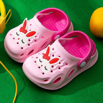 Σανδάλια από καουτσούκ για κορίτσια με απλικέ χρώμα σε στυλ Crocs