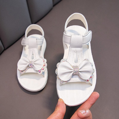 Sandale actuale pentru fete - cu panglică și bandă