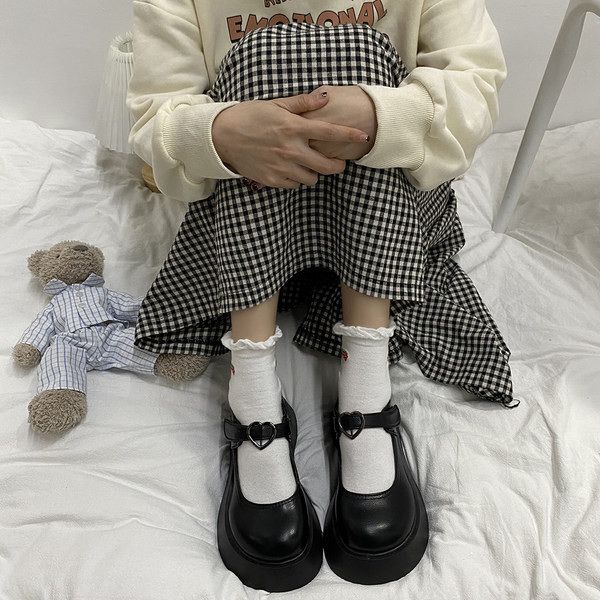 Pantofi casual de dama moderni din piele ecologica si inima cu catarama metalica