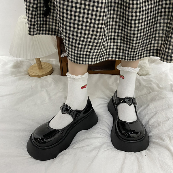 Pantofi casual de dama moderni din piele ecologica si inima cu catarama metalica