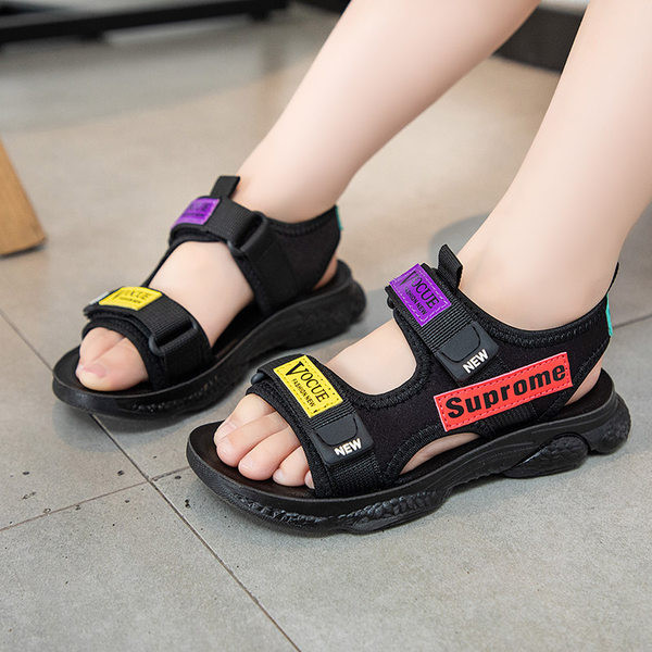 Sandale casual pentru copii cu emblema potrivite pentru fete sau baieti