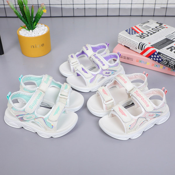 Sandale pentru copii cu plasă și inscripții - pentru fete