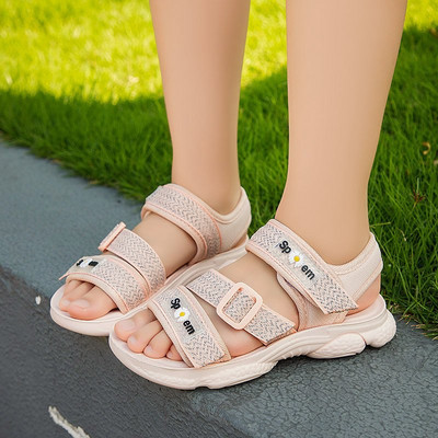 Sandale de vara pentru o fata cu bretele textile si velcro