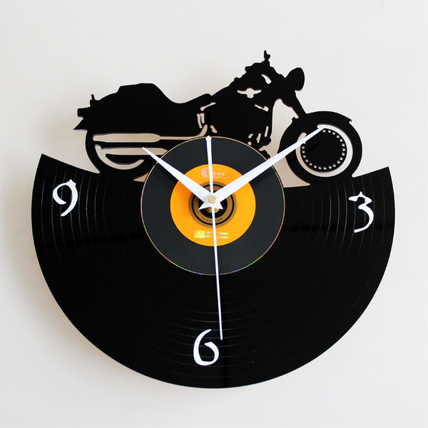 Ceas de vinil decorativ modern cu motor