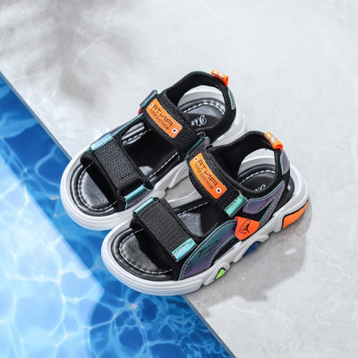 Sandale pentru copii cu autocolante și inscripție