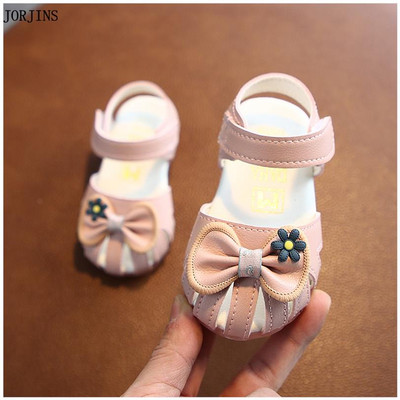 Sandale bebelusi pentru fete cu autocolante - mai multe modele