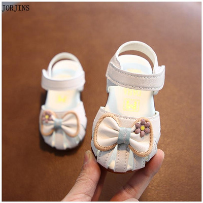 Sandale bebelusi pentru fete cu autocolante - mai multe modele