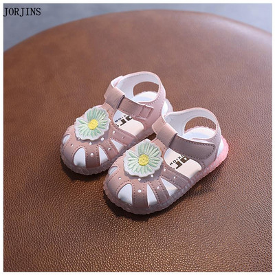 Sandale bebelusi pentru fete cu autocolante - mai multe modele