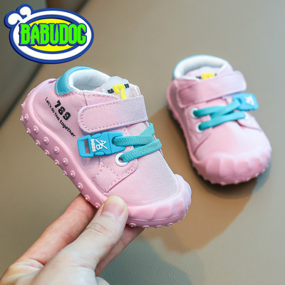 Pantofi moderni pentru bebelusi cu autocolante potriviti pentru fete si baieti