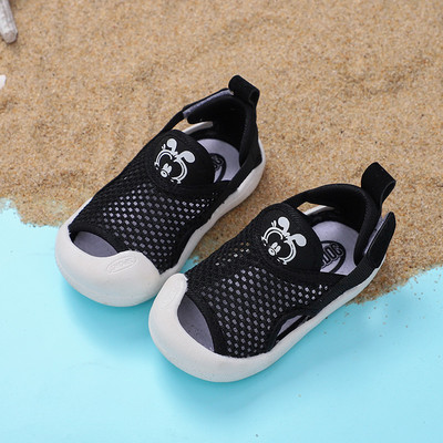 Pantofi moderni pentru bebelusi cu autocolante potriviti pentru fete si baieti