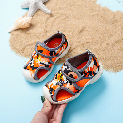 Pantofi moderni pentru bebelusi cu autocolante potriviti pentru fete si baieti