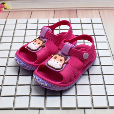 Sandale de cauciuc pentru bebeluși cu element 3D