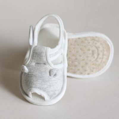 Pantofi bebelusi pentru fete si baieti cu autocolante