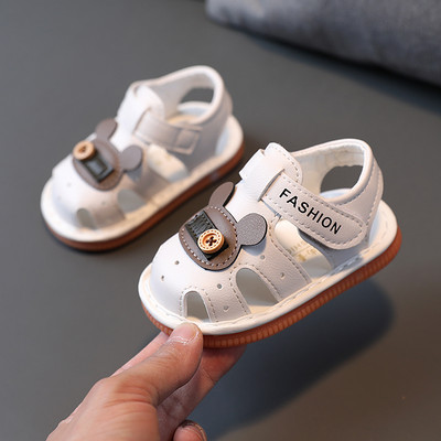 Sandale pentru bebeluși cu autocolant - mai multe modele