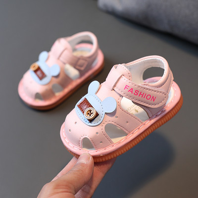 Sandale pentru bebeluși cu autocolant - mai multe modele