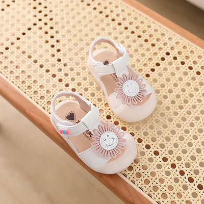 Sandale pentru bebelusi din piele ecologica cu decor 3D