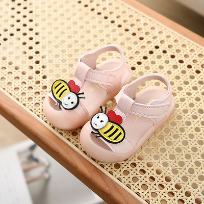 Sandale pentru bebelusi din piele ecologica cu decor 3D