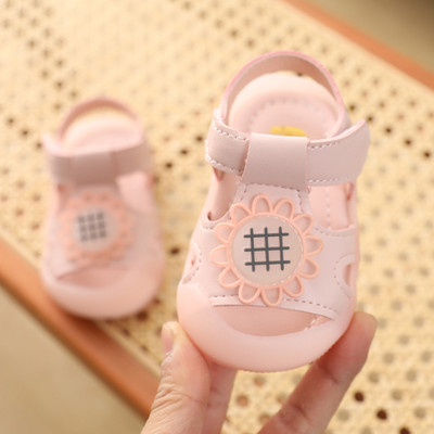 Sandale pentru bebelusi din piele ecologica cu decor 3D