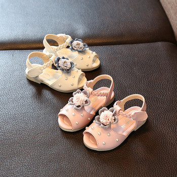 Бебешки сандали няколко модела с лепенки