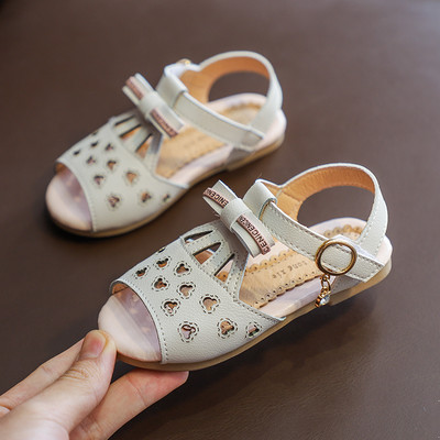 Sandale bebelusi mai multe modele cu autocolante