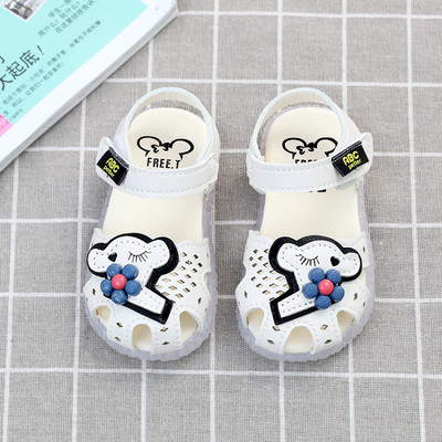 Sandale moderne pentru bebelusi din piele ecologica - pentru fete mai multe modele