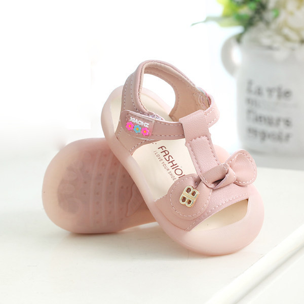 Sandale moderne pentru bebelusi din piele ecologica - pentru fete mai multe modele