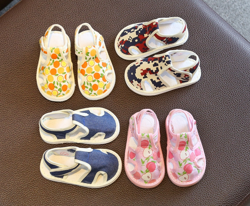 Sandale din stofa bebelusi cu autocolante pentru fete si baieti