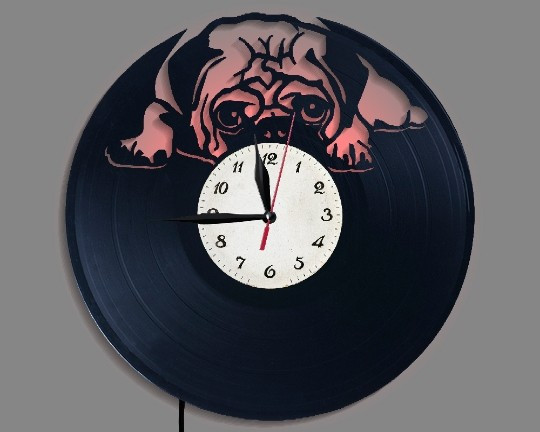 Ceas modern de perete din vinil cu câine