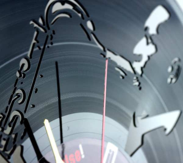 Ceas de perete rotund din vinil elegant