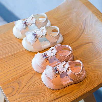 Бебешки кожени сандали  с 3D елемент - мека подметка