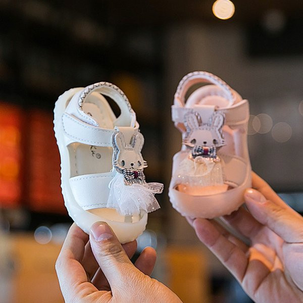 Sandale din piele pentru bebelusi cu element 3D - talpa moale