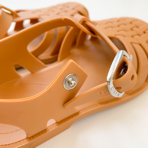 Sandale de cauciuc bebelusi cu catarama pentru fete