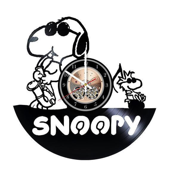 Ceas de perete Snoopy