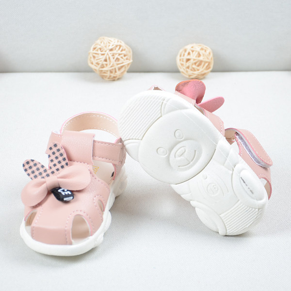 Sandale moderne pentru copii din piele ecologica cu autocolante pentru fete