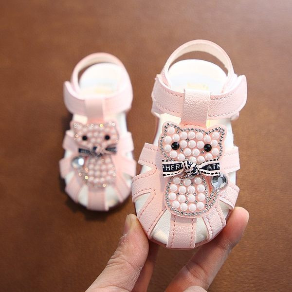 Sandale bebelusi din piele ecologica pentru fete cu perle